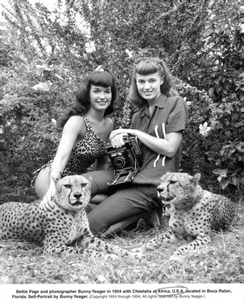 bunny-yeager-and-bettie-page-cheetahs